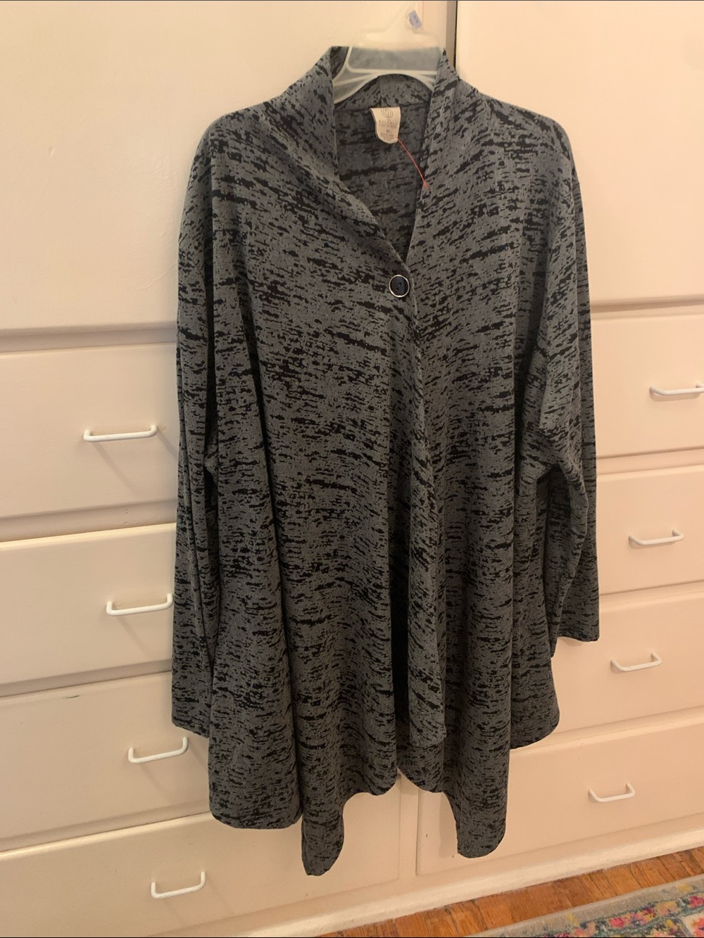 Balance Collection Gray Marled Button-Front Cozy Cape